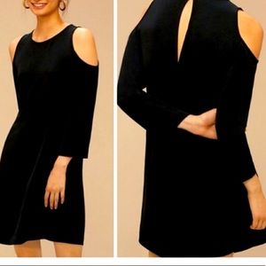 Aritzia Wilfred Vidal Cold shoulder dress size 00